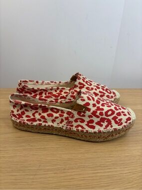 “Coolway” Red Cheetah Print Canvas Espadrilles Woman’s 10.5